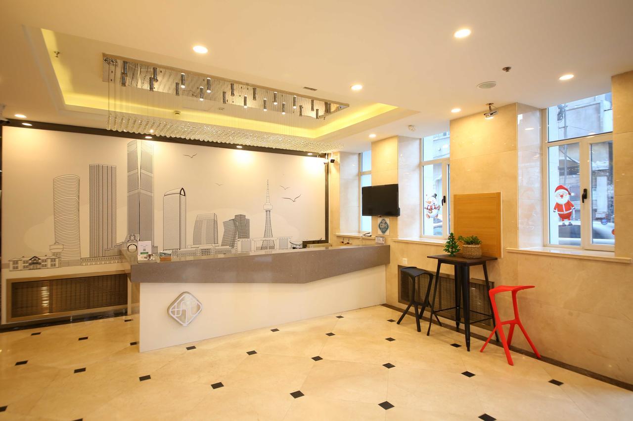 Chonpines Hotel Changchun Buitenkant foto