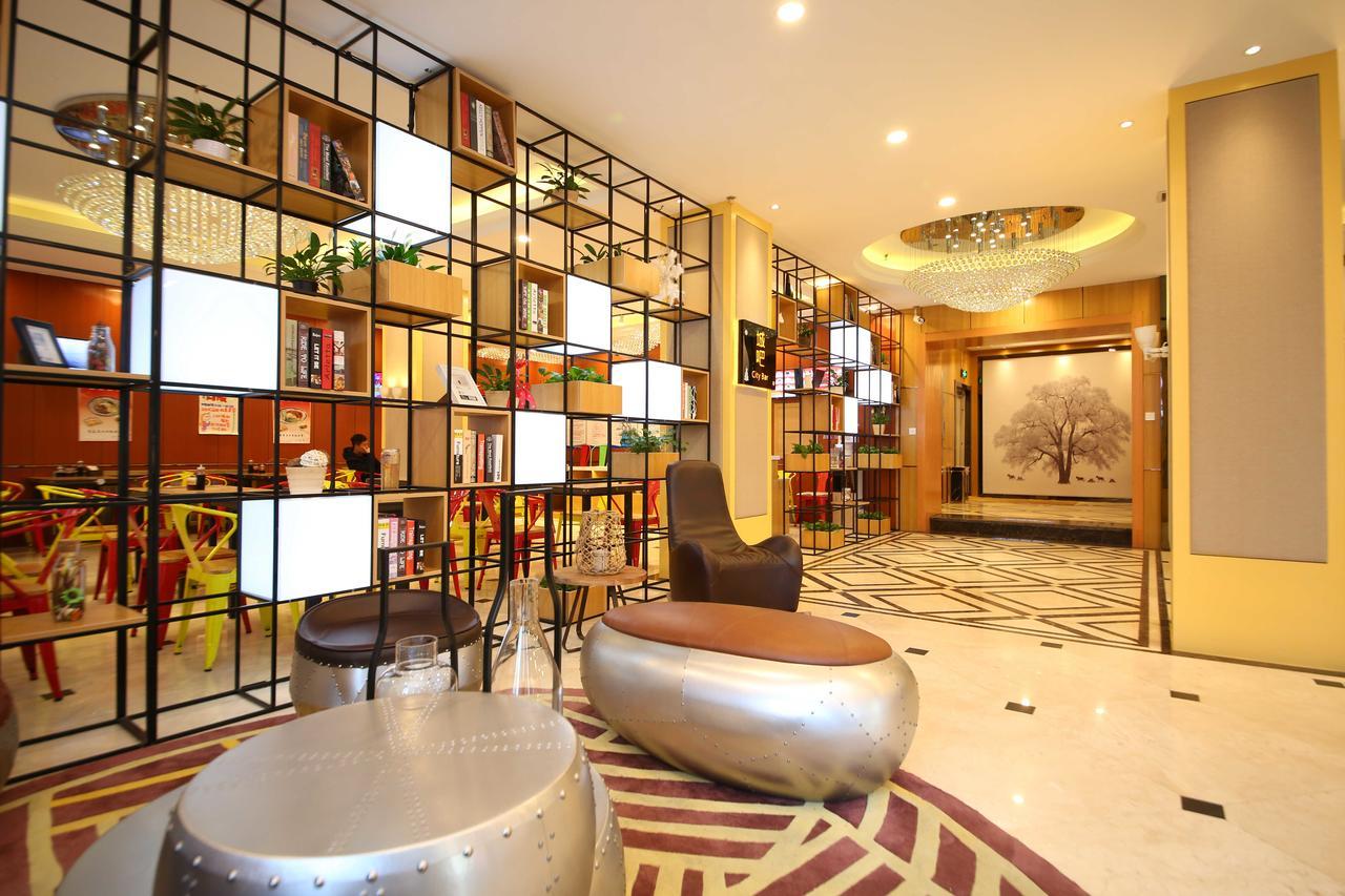 Chonpines Hotel Changchun Buitenkant foto