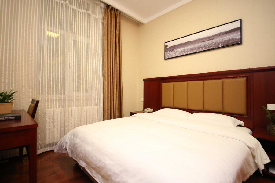 Chonpines Hotel Changchun Buitenkant foto