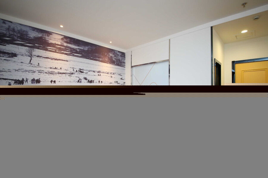 Chonpines Hotel Changchun Buitenkant foto